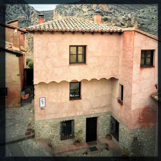 Apartamento Portal Del Agua Albarracin Exterior photo